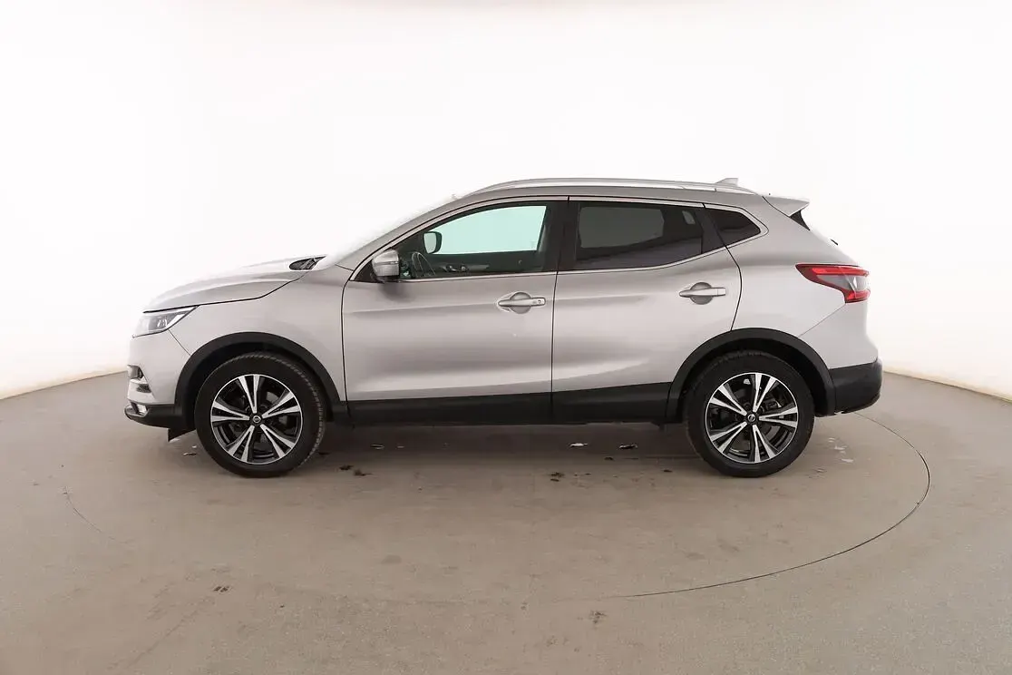 Usado Nissan Qashqai Acenta 140 CV (102 kW) 2018 Gris SUV