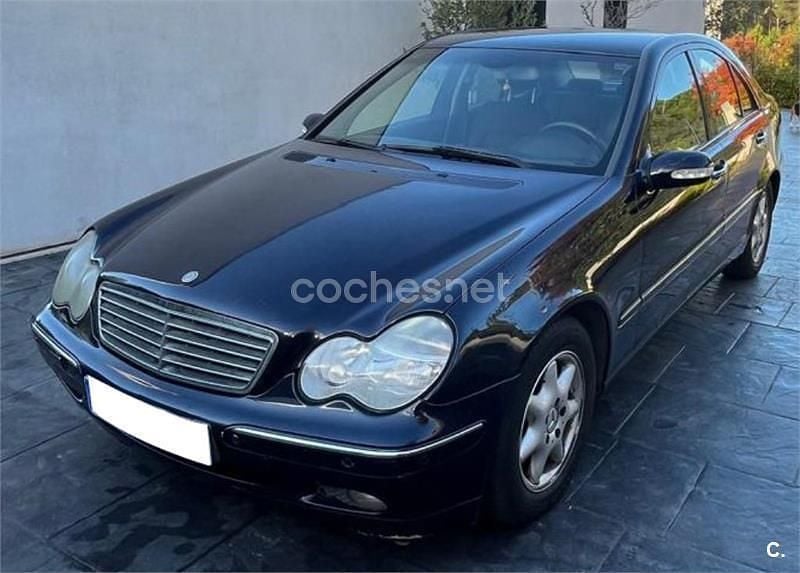 Azul Usado 2003 Mercedes C220 Elegance Berlina | 3900 € (Precio justo) - Imagen 1/4