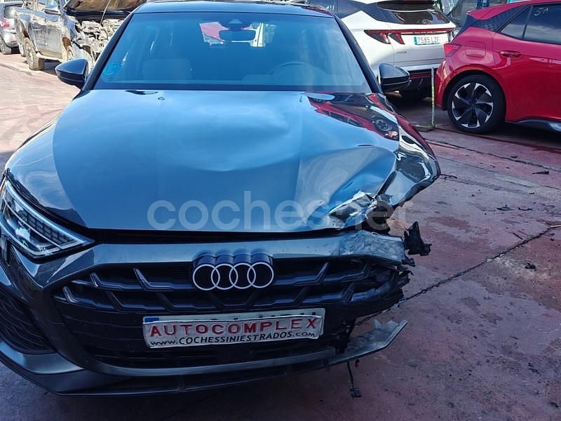 Gris / plata Usado 2024 Audi A3 e-tron S-Line Utilitario | 11.900 € - Imagen 1/4