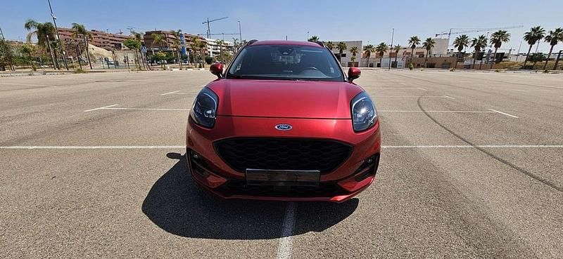Usado Ford Puma ST-Line 124 CV (91 kW) 2020 Burdeos SUV