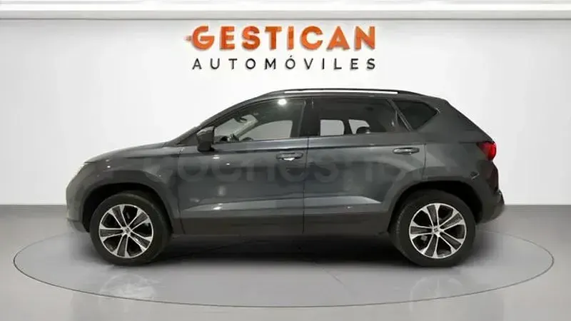 Usado Seat Ateca Style 150 CV (110 kW) 2022 Gris / plata SUV