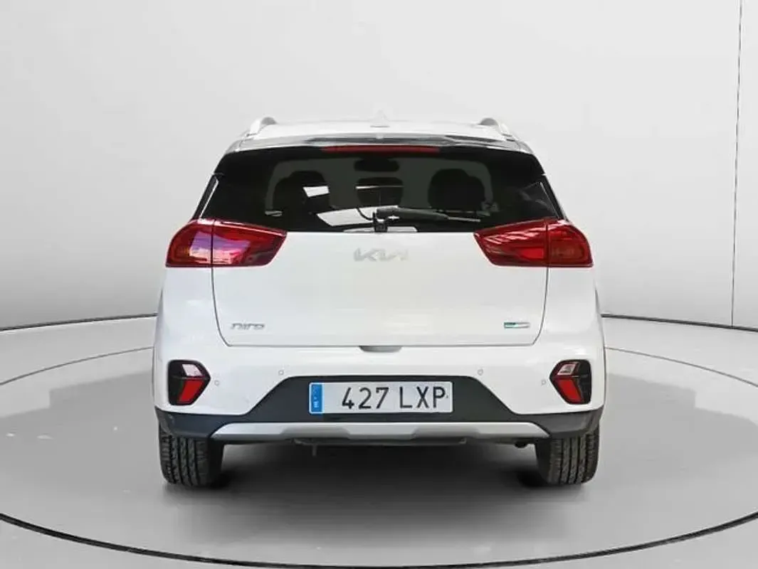 Usado Kia Niro 141 CV (103 kW) 2022 Blanco SUV