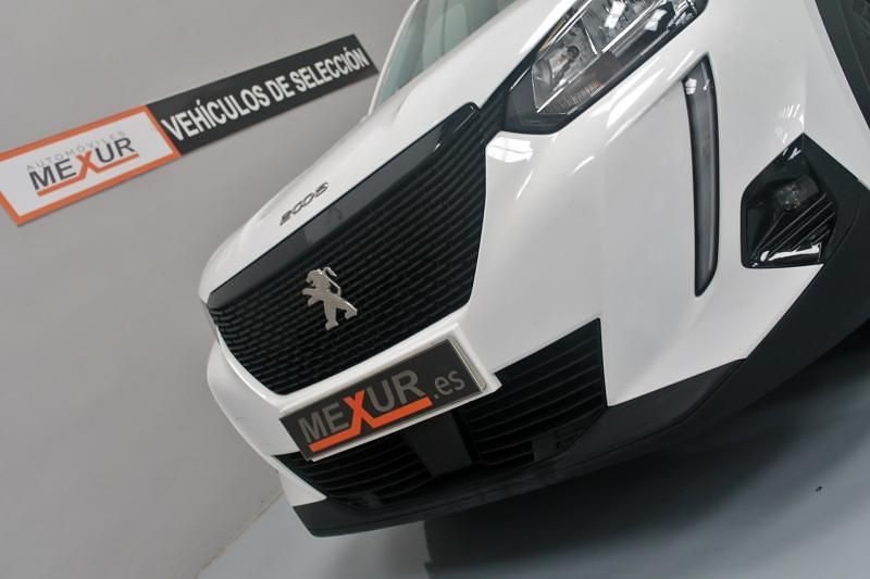 Usado Peugeot 2008 Active 110 CV (80 kW) 2021 SUV
