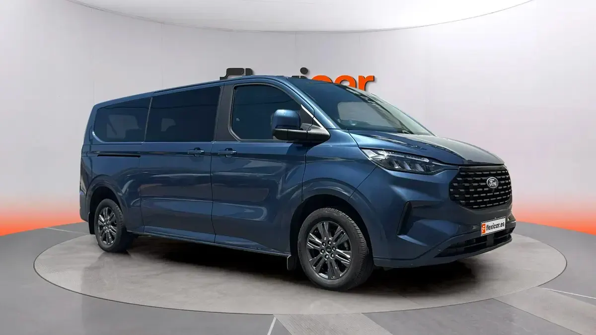 Usado Ford Tourneo Titanium X 170 CV (125 kW) 2025 Monovolumen