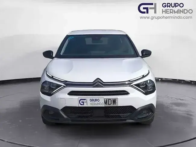 Begagnad Citroën C4 Feel 131 HK (96 kW) 2022 Vit SUV