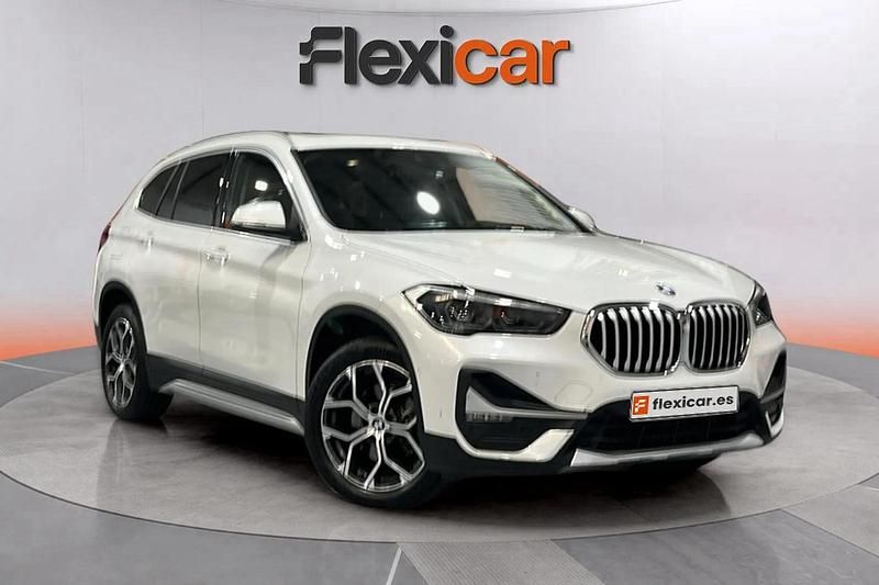 Blanco Usado 2021 BMW X1 SUV | 28.990 € (Un poco caro) - Imagen 1/4