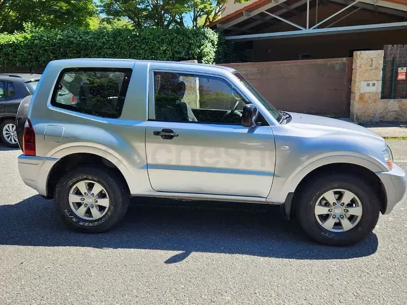 Usado Mitsubishi Montero 115 CV (84 kW) 2006 Gris / plata SUV