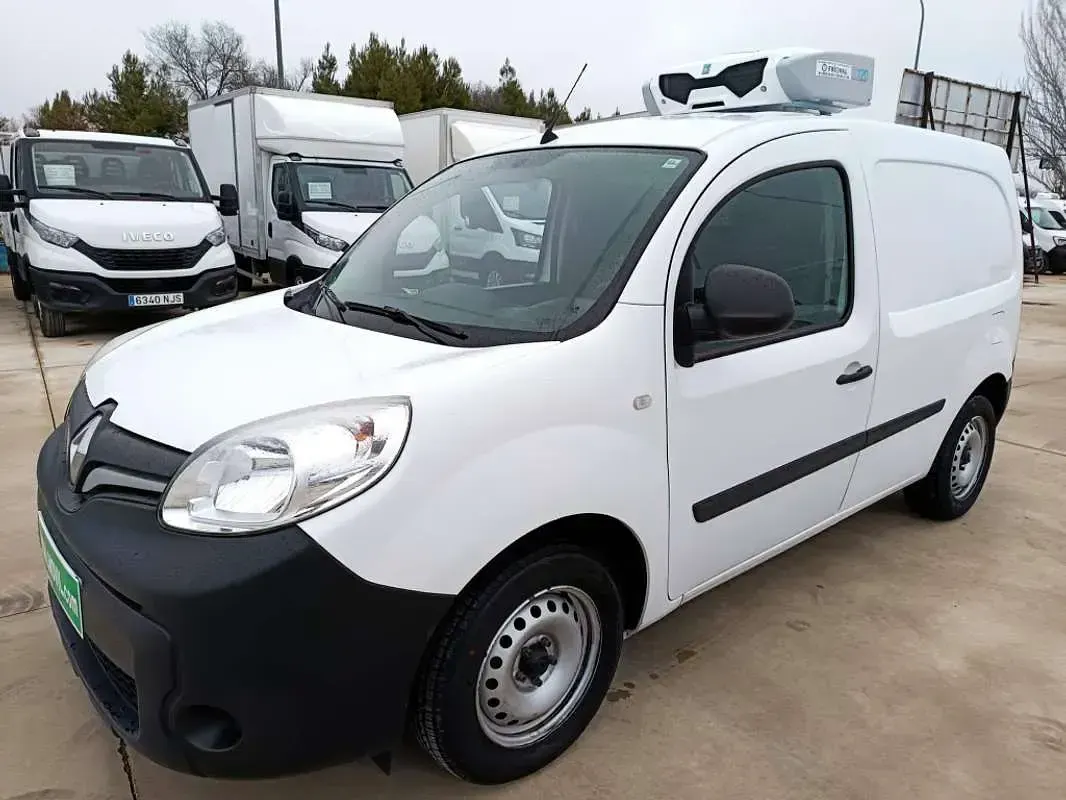 Usado Renault Kangoo 80 CV (58 kW) 2020 Blanco Monovolumen