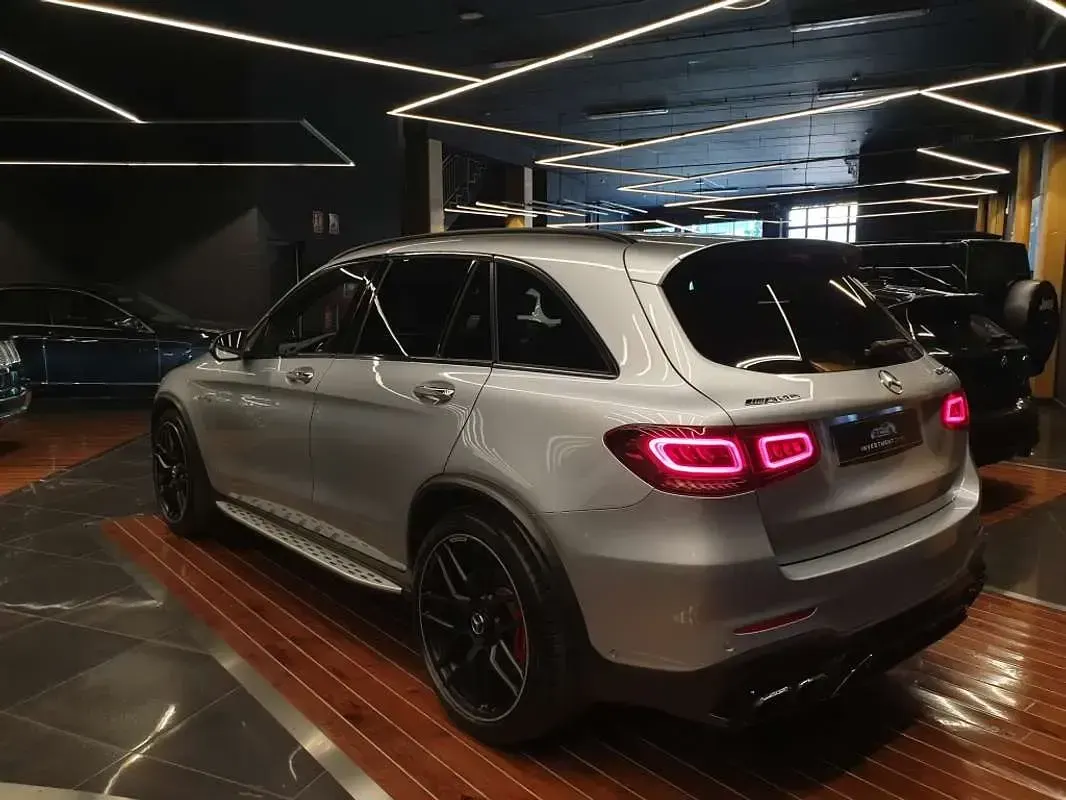Usado Mercedes GLC63 AMG AMG 510 CV (375 kW) 2022 Gris SUV