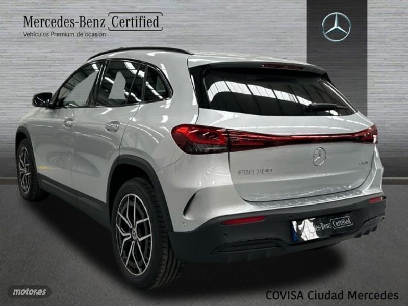 Usado Mercedes EQA300 167 kW (228 CV) 2023 Plateado SUV