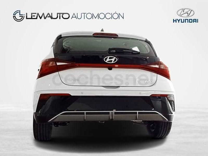 Nuevo Hyundai i20 100 CV (73 kW) 2025 Blanco Utilitario