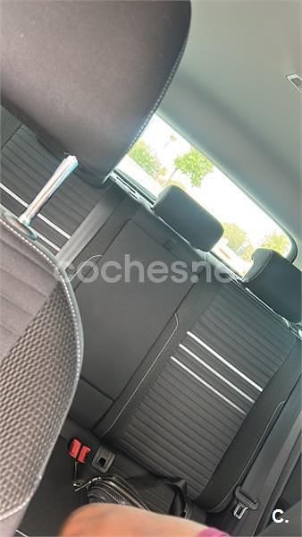 Rojo Usado 2015 VW Golf VII Advance Berlina | 9800 € (Super precio) - Imagen 1/4