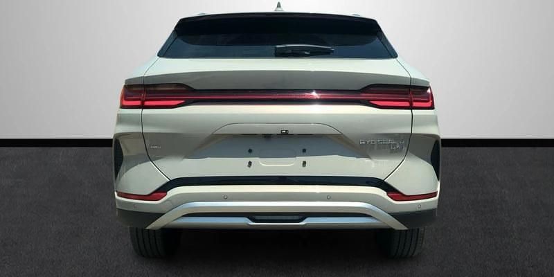 Nuevo BYD Seal U Design 238 kW (324 CV) 2026 Beige SUV