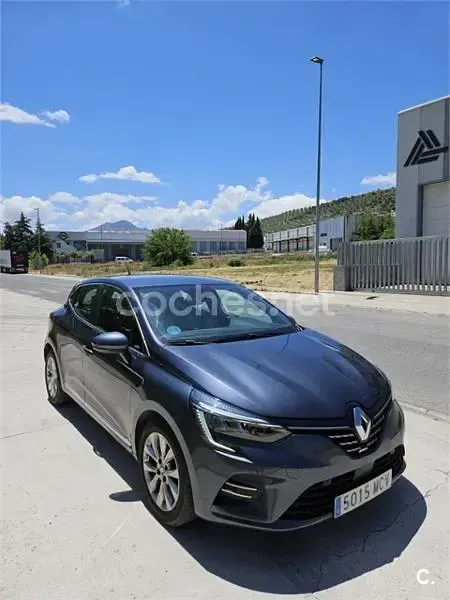 Usado Renault Clio V Zen 90 CV (66 kW) 2022 Gris / plata Berlina
