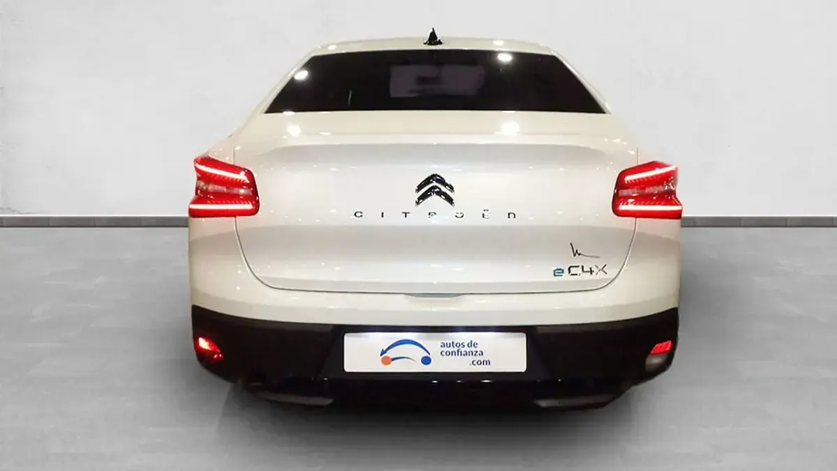 Nuevo Citroën e-C4 Shine 100 kW (136 CV) 2025 Berlina