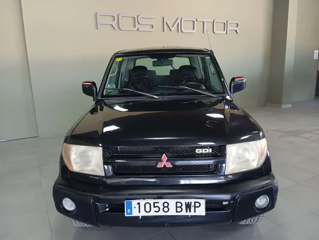 Usado Mitsubishi Montero 129 CV (94 kW) 2002 Negro SUV