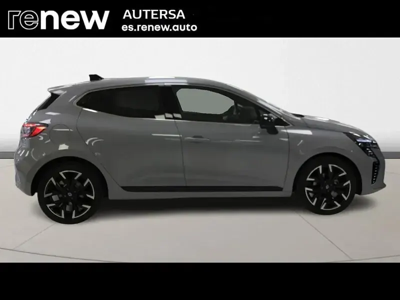 Usado Renault Clio V Techno 101 CV (74 kW) 2025 Gris Berlina