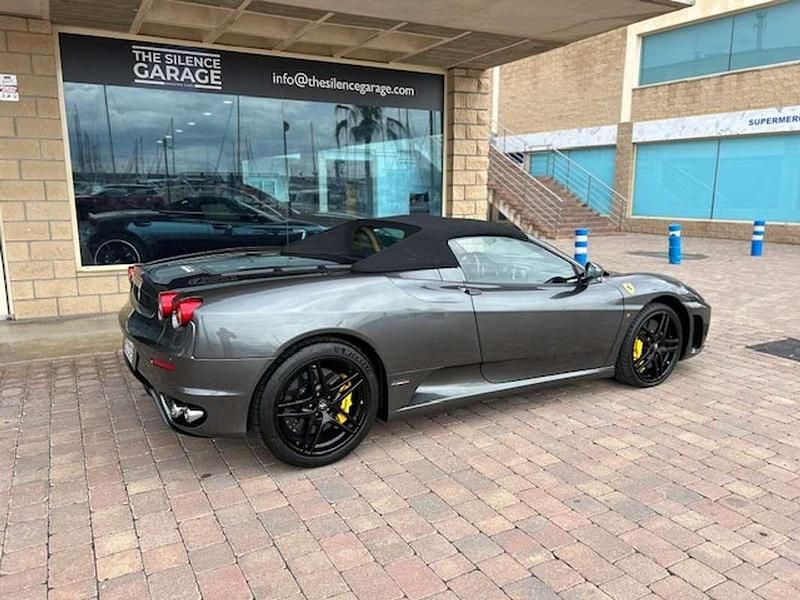 Usado Ferrari F430 490 CV (360 kW) 2009 Gris Coupe