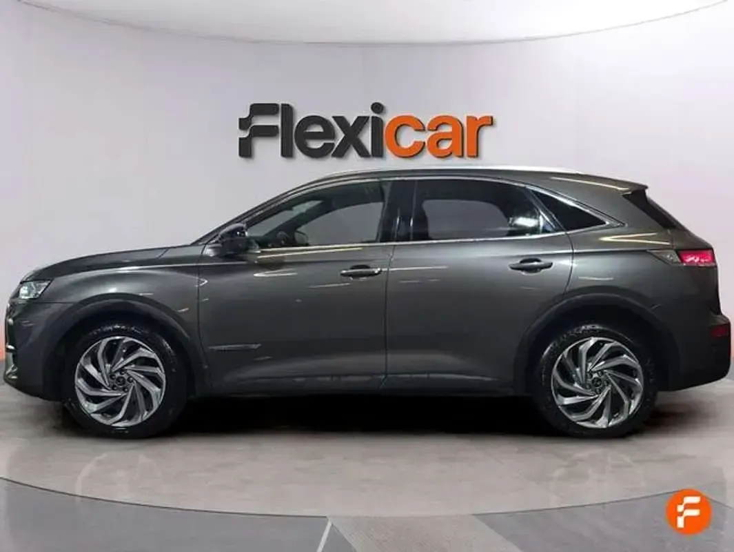 Usado DS Automobiles DS7 Crossback So Chic 130 CV (95 kW) 2019 Gris SUV