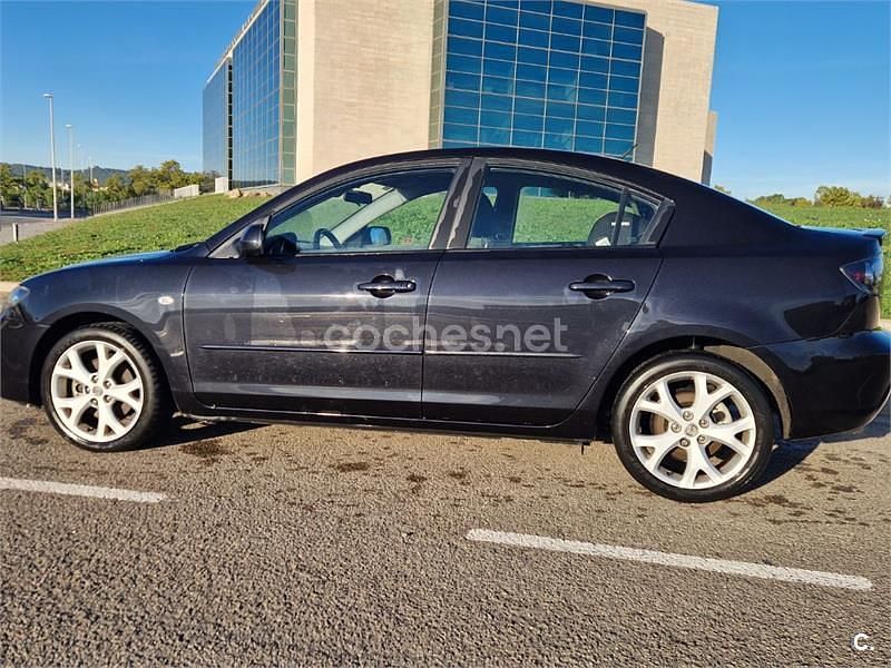 Usado Mazda 3 Sportive 150 CV (110 kW) 2008 Negro Berlina