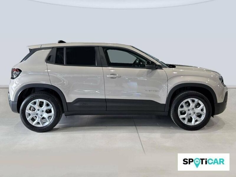 Usado Jeep Avenger Altitude 100 CV (73 kW) 2024 Gris SUV