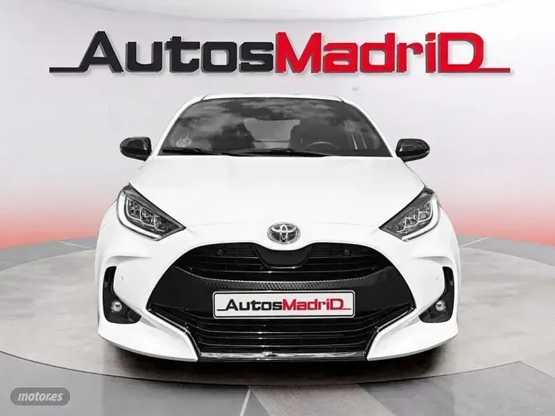 Usado Toyota Yaris Plus 116 CV (85 kW) 2022 Utilitario