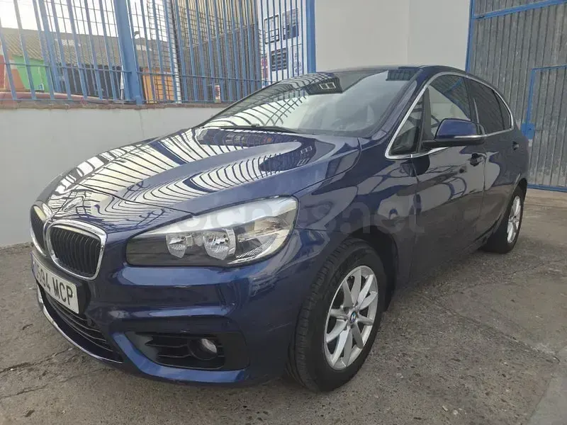 Usado BMW 216 Active Tourer 116 CV (85 kW) 2016 Azul Monovolumen