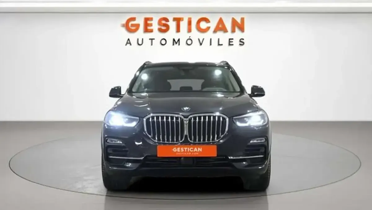 Usado BMW X5 398 CV (292 kW) 2022 Gris SUV