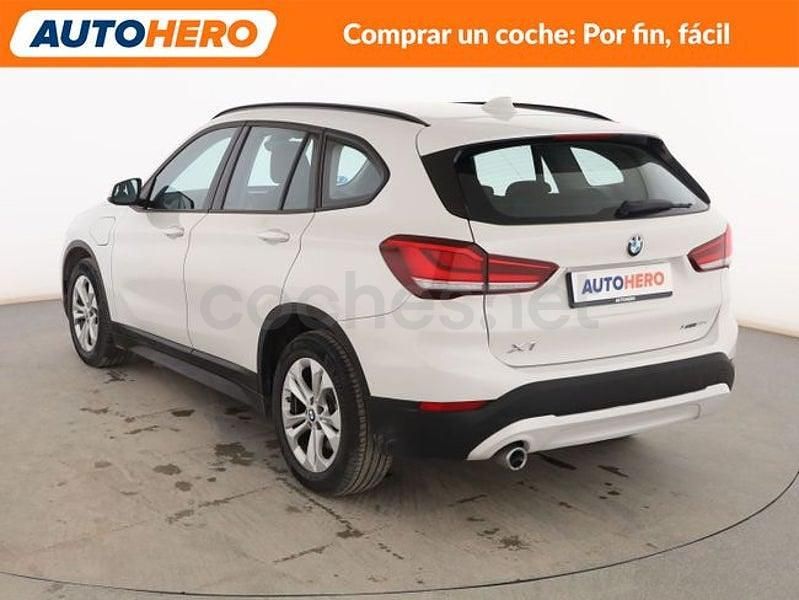 Usado BMW X1 Sport Line 220 CV (161 kW) 2021 Blanco SUV
