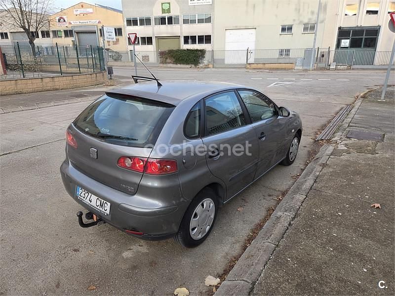 Gris / plata Usado 2003 Seat Ibiza Berlina | 1900 € (Buen precio) - Imagen 1/4