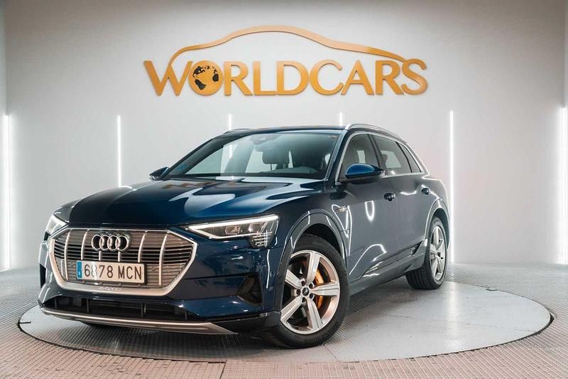 Usado Audi e-tron Ambiente 300 kW (408 CV) 2022 Azul SUV