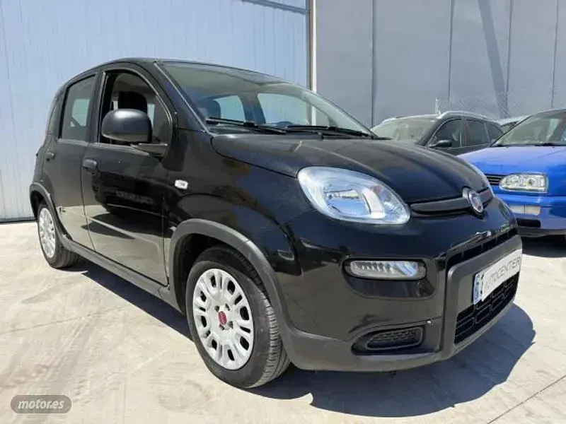 Usado Fiat Panda 70 CV (51 kW) 2023 Negro Utilitario