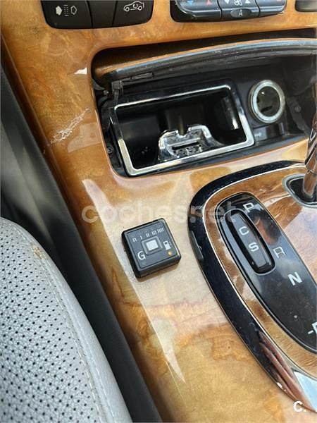 Usado Mercedes CL500 306 CV (225 kW) 2003 Gris / plata Coupe