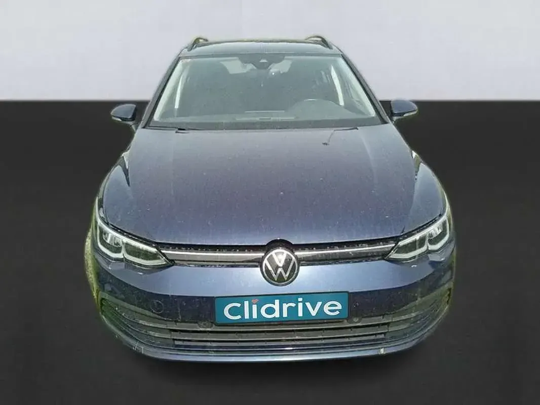 Usado VW Golf VIII Life 116 CV (85 kW) 2021 Azul Utilitario