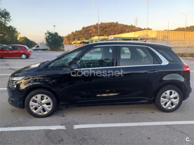 Negro Usado 2015 Citroën C4 Picasso PureTech Monovolumen | 8000 € (Buen precio) - Imagen 1/4