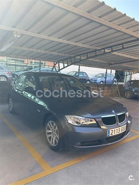 Usado BMW 320 163 CV (119 kW) 2008 Azul Berlina