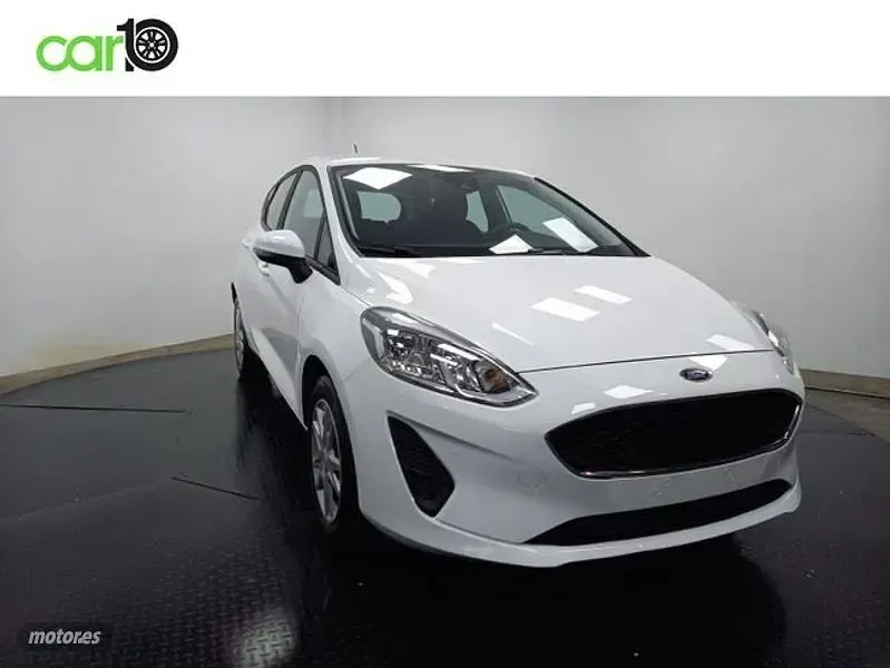 Usado Ford Fiesta Trend 75 CV (55 kW) 2021 Blanco Utilitario