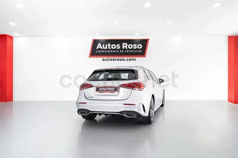 Usado Mercedes A250 218 CV (160 kW) 2022 Gris / plata Berlina