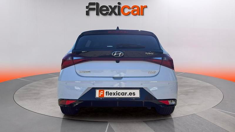Usado Hyundai i20 101 HP (74 kW) 2022 Branco Sedan