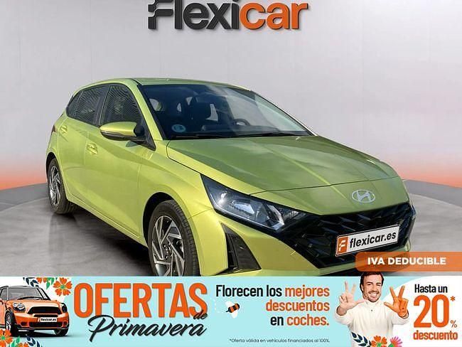 Usado Hyundai i20 100 CV (73 kW) 2024 Verde Berlina