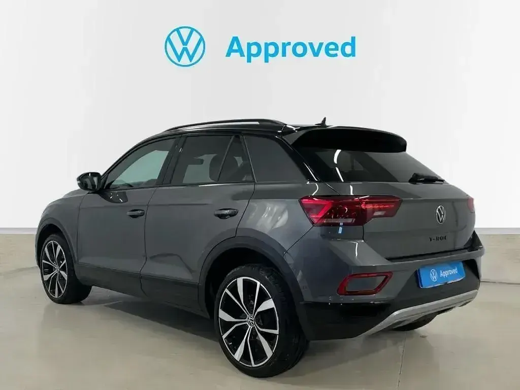 Usado VW T-Roc 150 CV (110 kW) 2024 Negro SUV