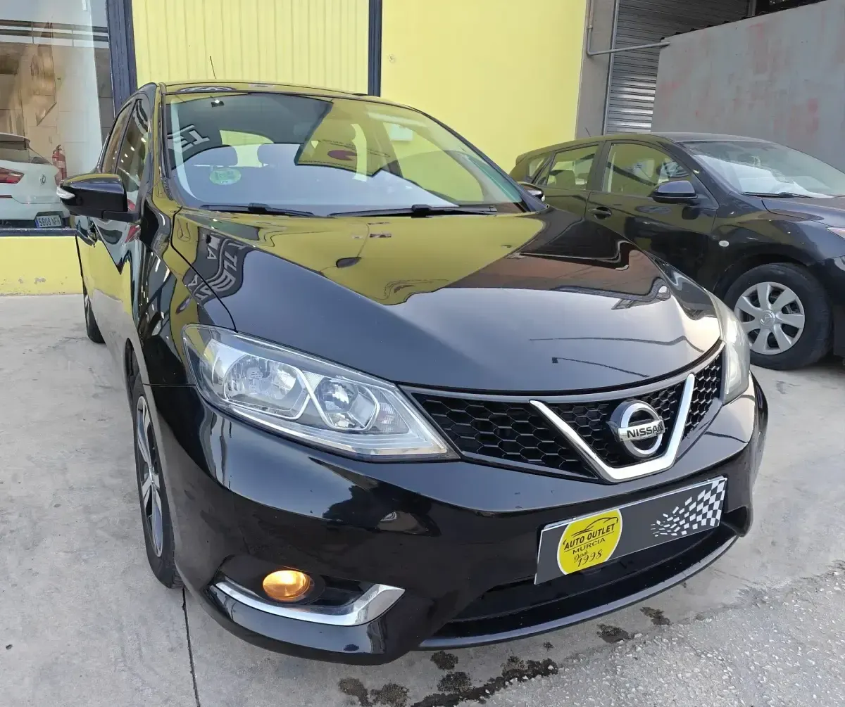 Usado Nissan Pulsar N-Connecta 110 CV (80 kW) 2018 Negro Utilitario