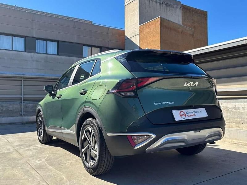 Usado Kia Sportage 160 CV (117 kW) 2024 Verde SUV