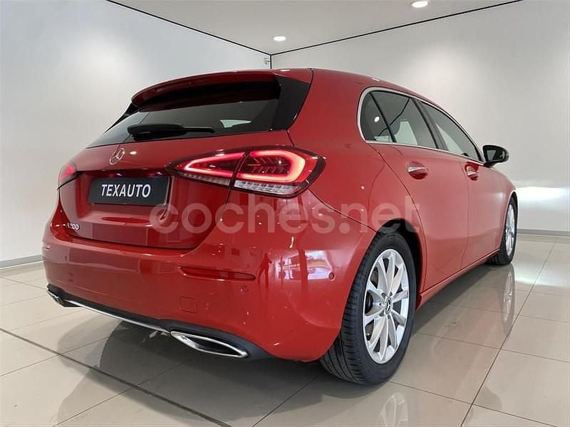 Usado Mercedes A200 163 CV (119 kW) 2020 Rojo Berlina