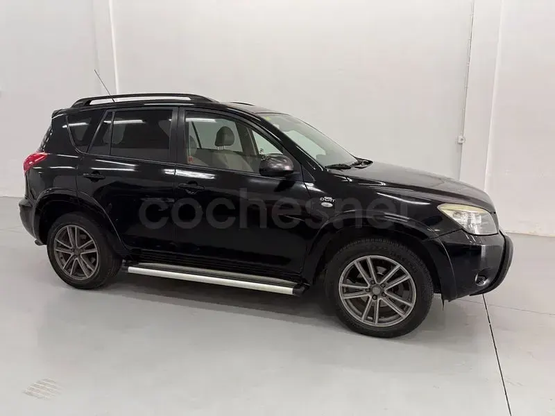 Usado Toyota RAV4 Premium 177 CV (130 kW) 2006 Negro SUV