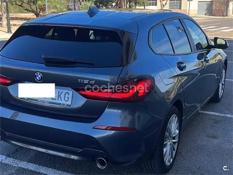 Usado BMW 118 150 CV (110 kW) 2020 Gris / plata Utilitario