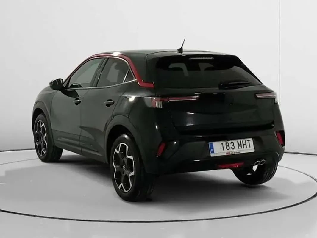 Usado Opel Mokka 136 CV (100 kW) 2023 Negro SUV