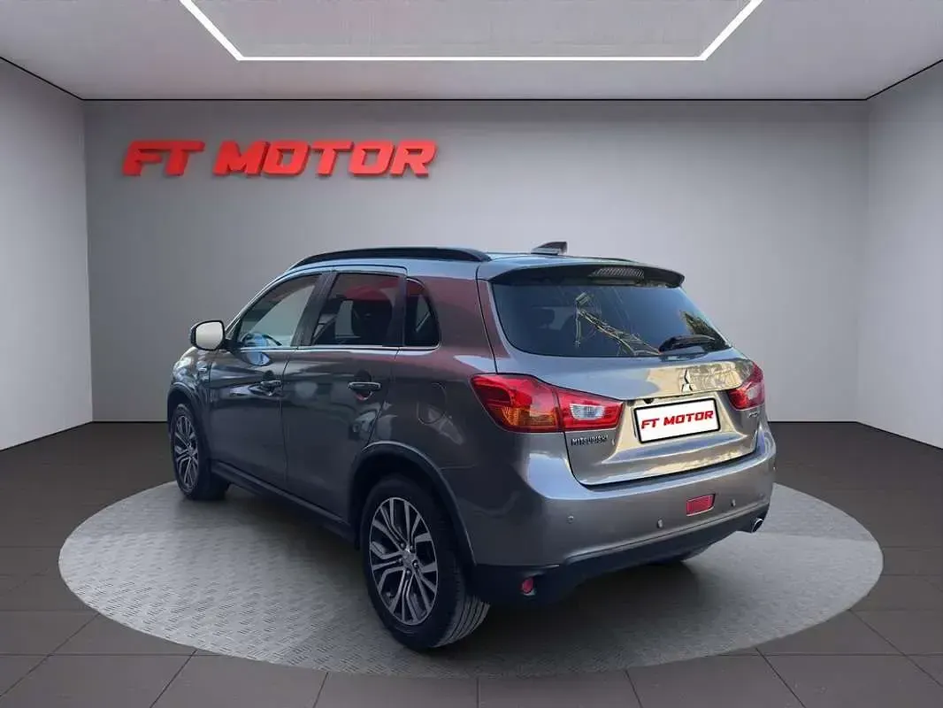 Usado Mitsubishi ASX 150 CV (110 kW) 2017 Gris SUV