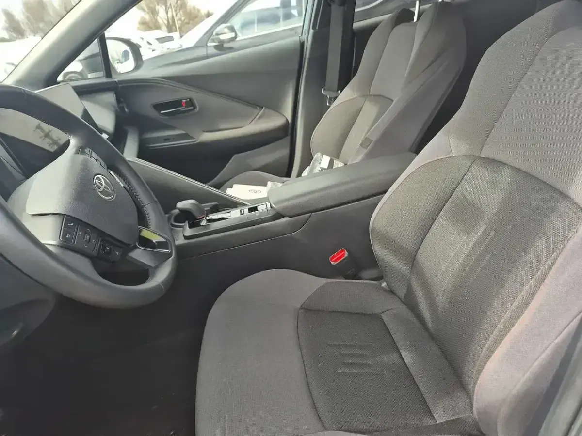 Usado Toyota C-HR Advance 140 CV (102 kW) 2025 Blanco SUV