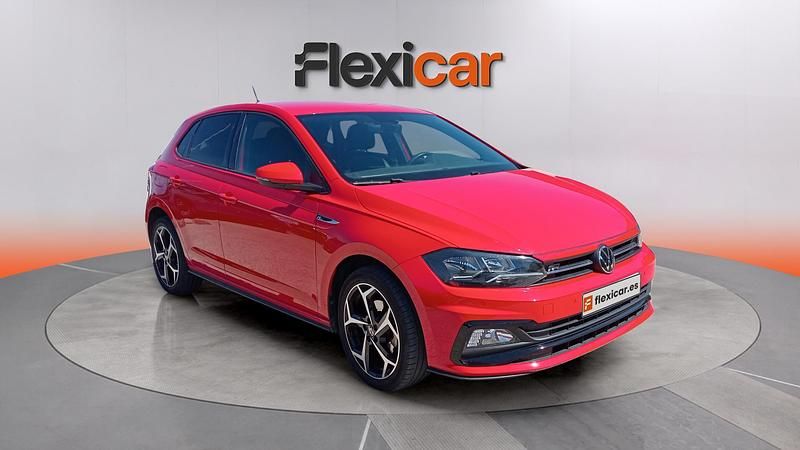 Usado VW Polo R-line 110 CV (80 kW) 2021 Rojo Utilitario